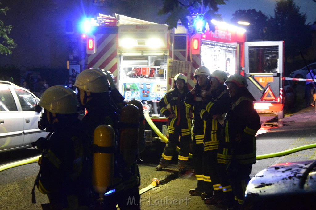 Feuer 2 Y Kellerbrand Koeln Ostheim Ruppinerstr P080.JPG - Miklos Laubert